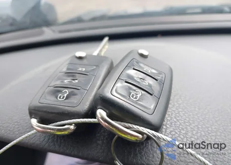 2014 Volkswagen Passat 1.8T Sport from USA, damaged, VIN 1VWBT7A38EC080264